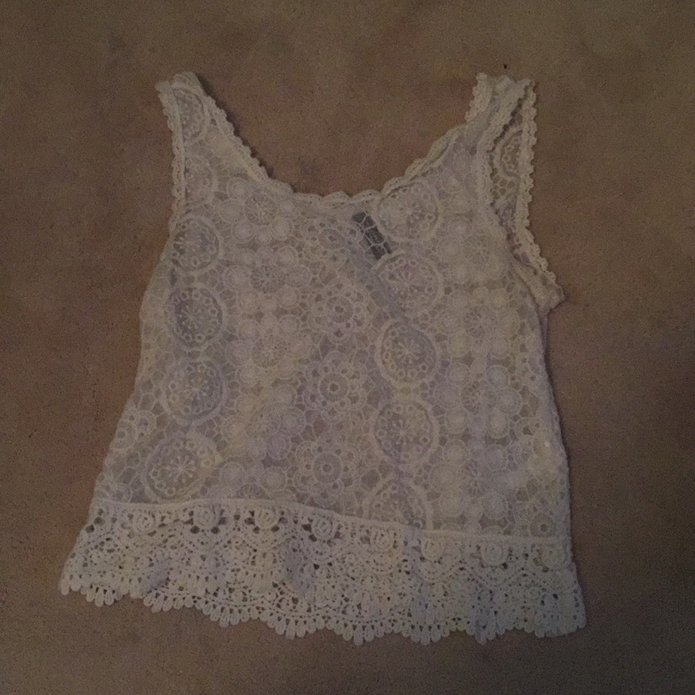 🎁H&M Sheer Cropped Shirt